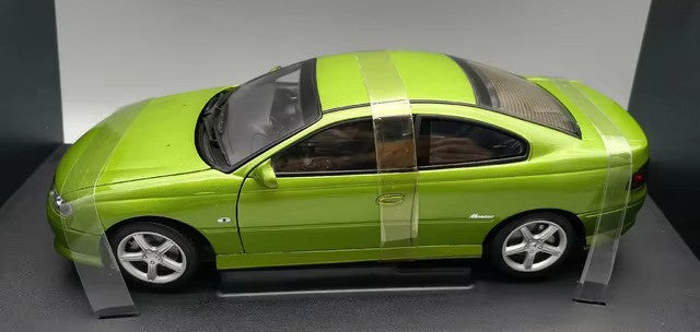 1:18 Holden V2 Monaro CV8 - Hothouse Green - AUTOart - 73486