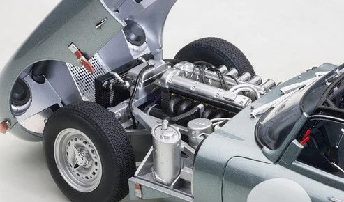 1:18 Jaguar E-Type Lightweight - Silver - AUTOart - 73646