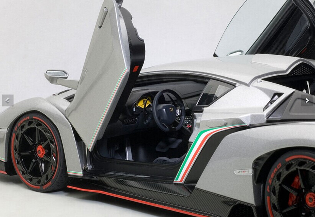 1:18 Lamborghini Veneno - Grey - AUTOart - 74506