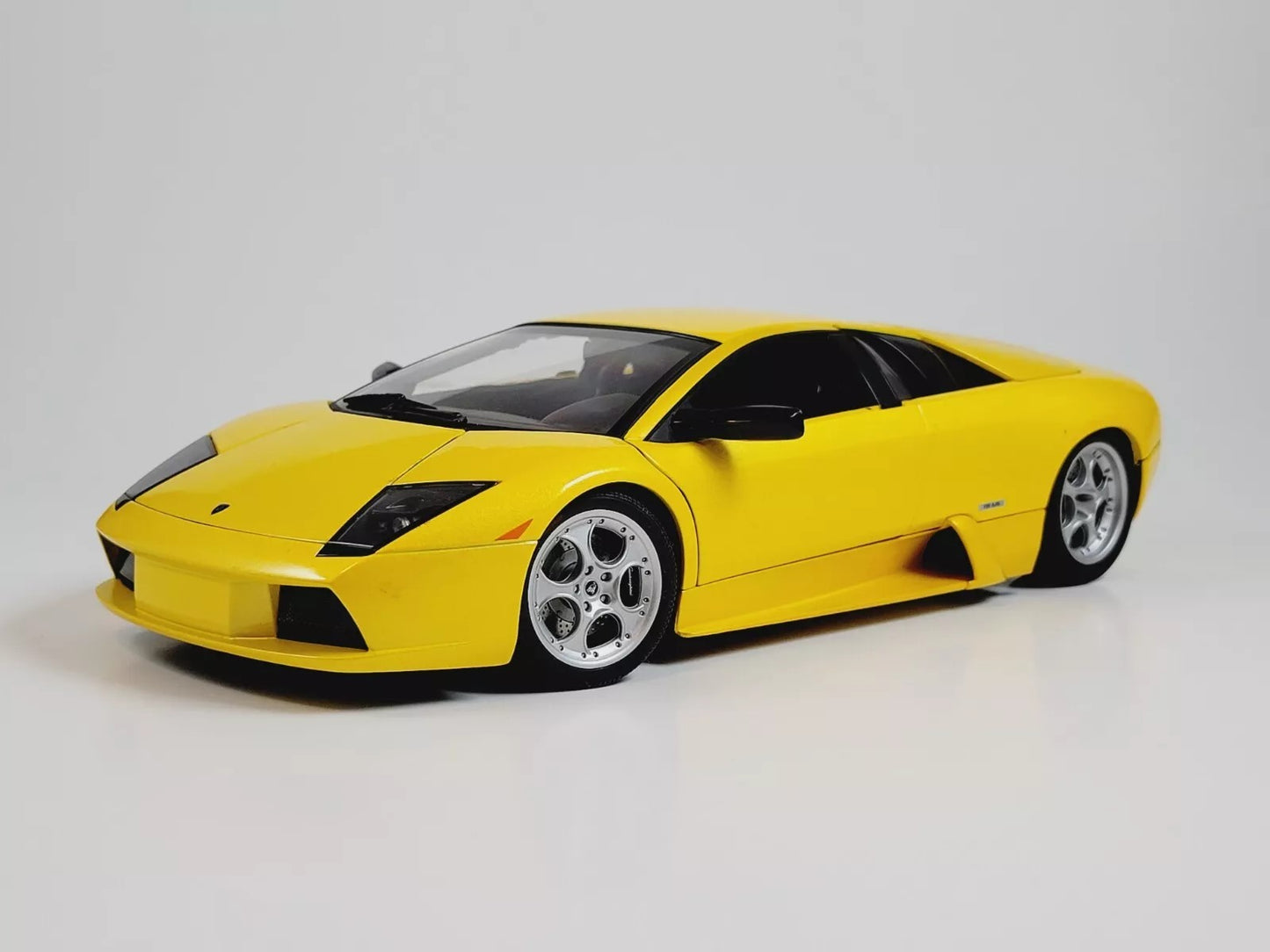 1:18 Lamborghini Murcielago - Metallic Yellow - AUTOart - 74511