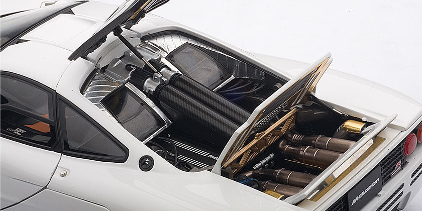 1:18 McLaren F1 - White - AUTOart - 76004