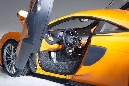 1:18 McLaren 570S - McLaren Orange /Silver Wheels - AUTOart - 76044