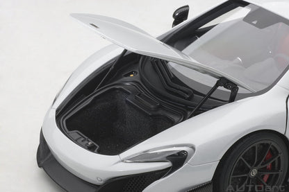 1:18 McLaren 675LT - Silica White - AUTOart - 76046