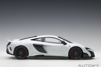 1:18 McLaren 675LT - Silica White - AUTOart - 76046