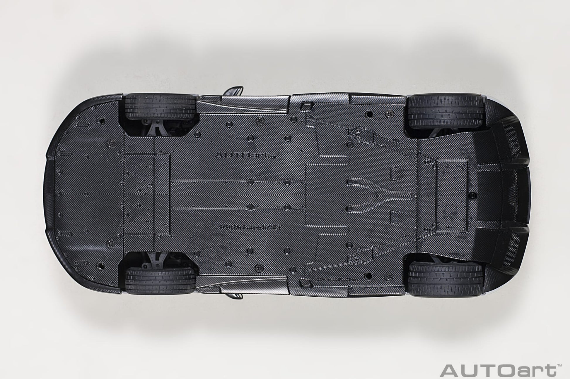1:18 McLaren 675LT - Silica White - AUTOart - 76046