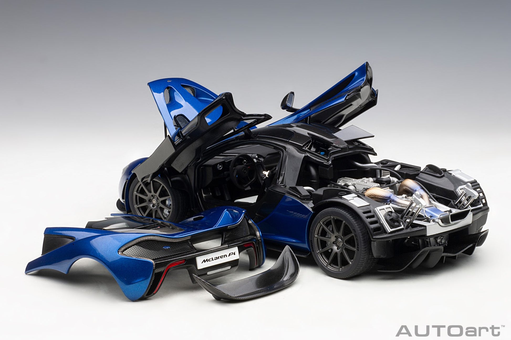 1:18 McLaren P1 - Azure Blue - AUTOart - 76061