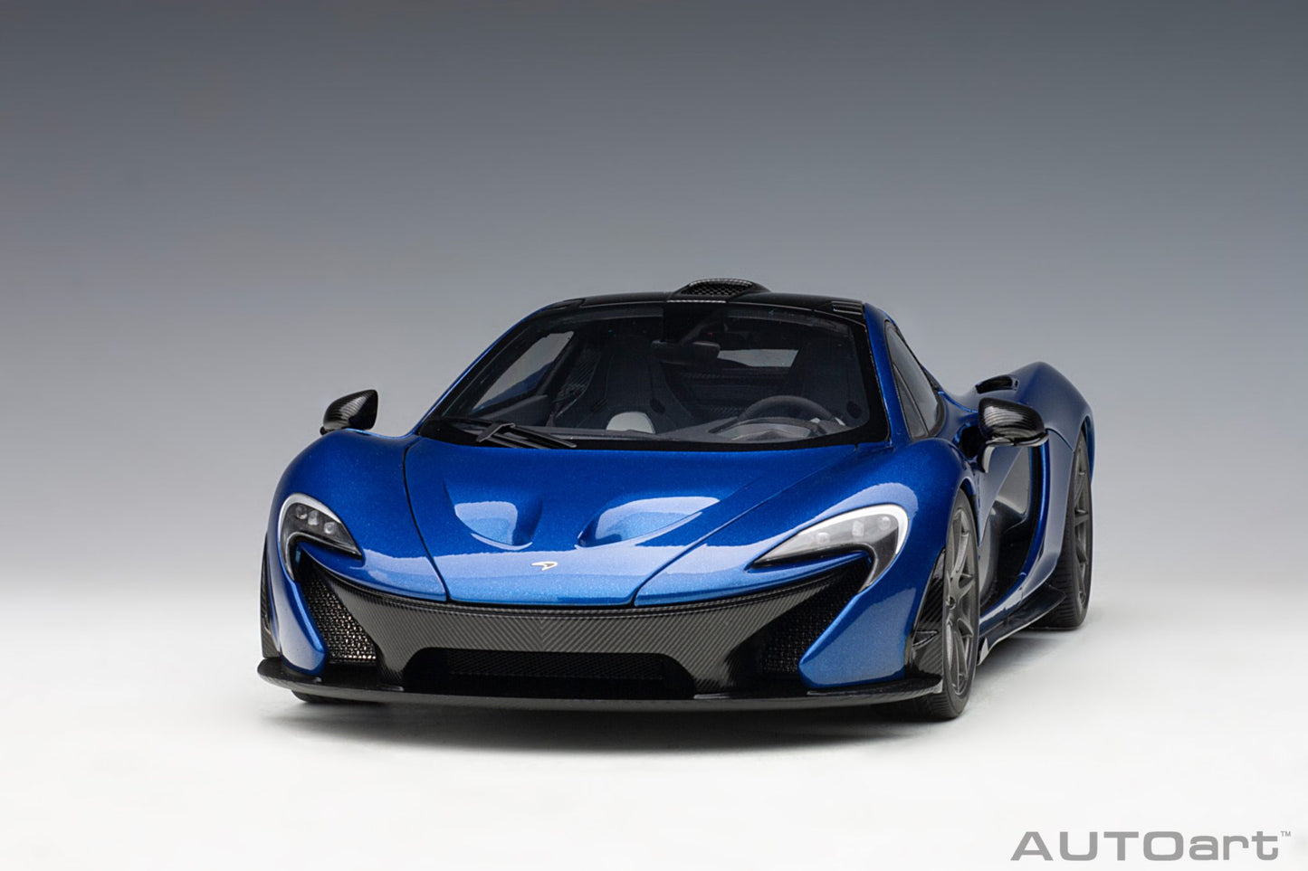 1:18 McLaren P1 - Azure Blue - AUTOart - 76061