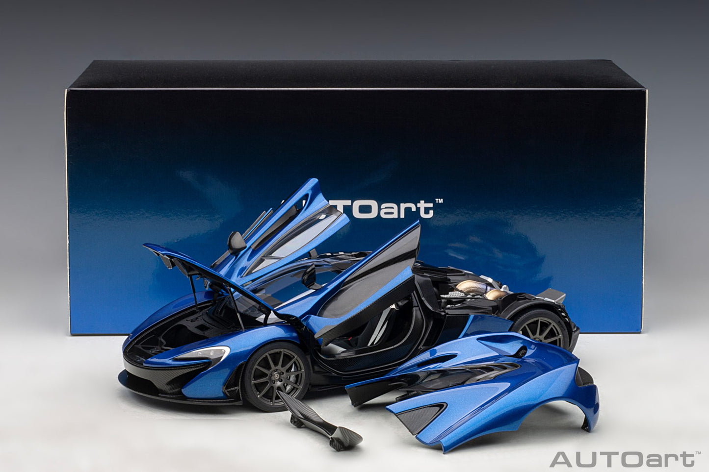 1:18 McLaren P1 - Azure Blue - AUTOart - 76061