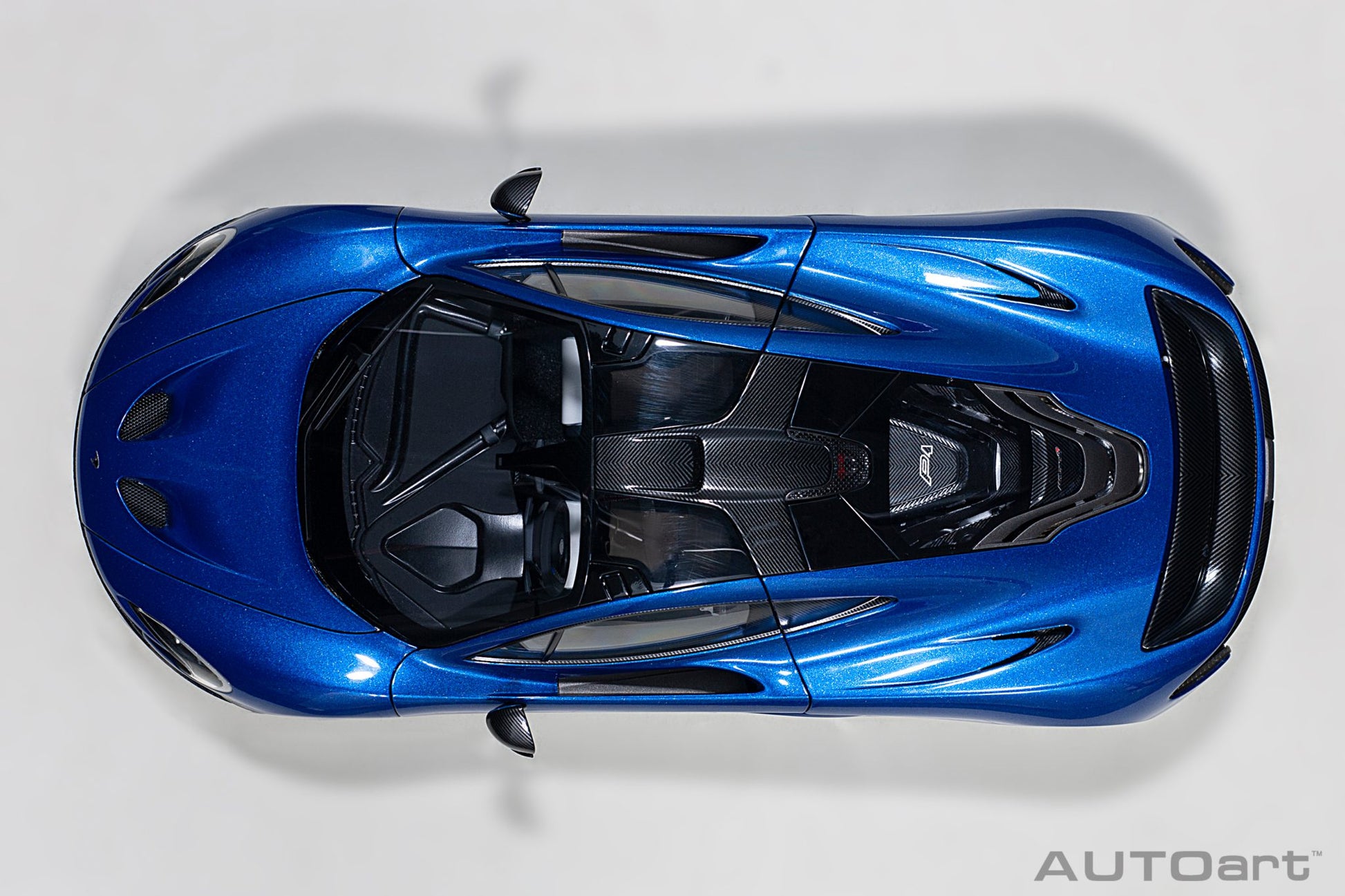 1:18 McLaren P1 - Azure Blue - AUTOart - 76061