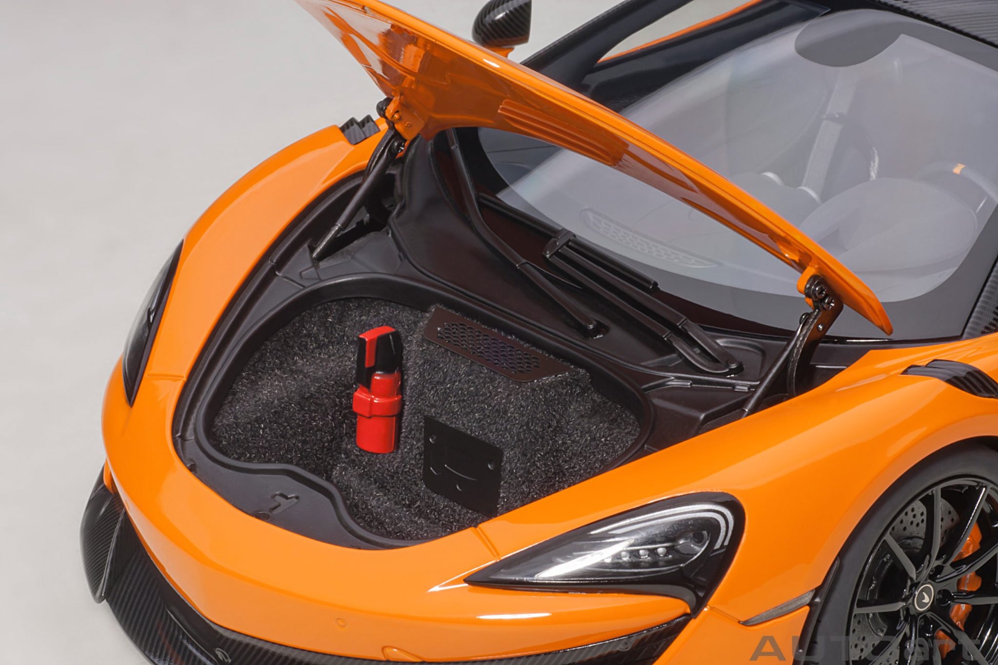 1:18 McLaren 600LT - Myan Orange - AUTOart - 76084