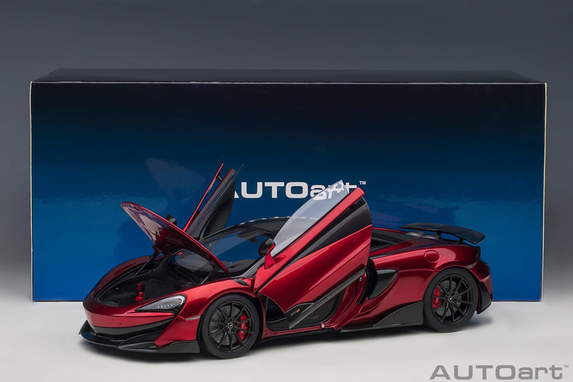 1:18 McLaren 600LT - Vermillion Red - AUTOart - 76085
