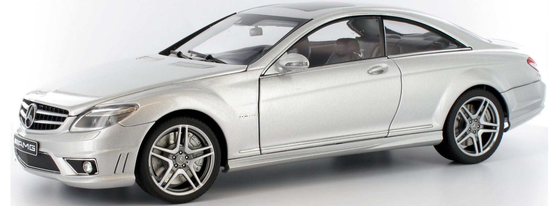 1:18 Mercedes-Benz CL63 AMG - Silver - AUTOart - 76168