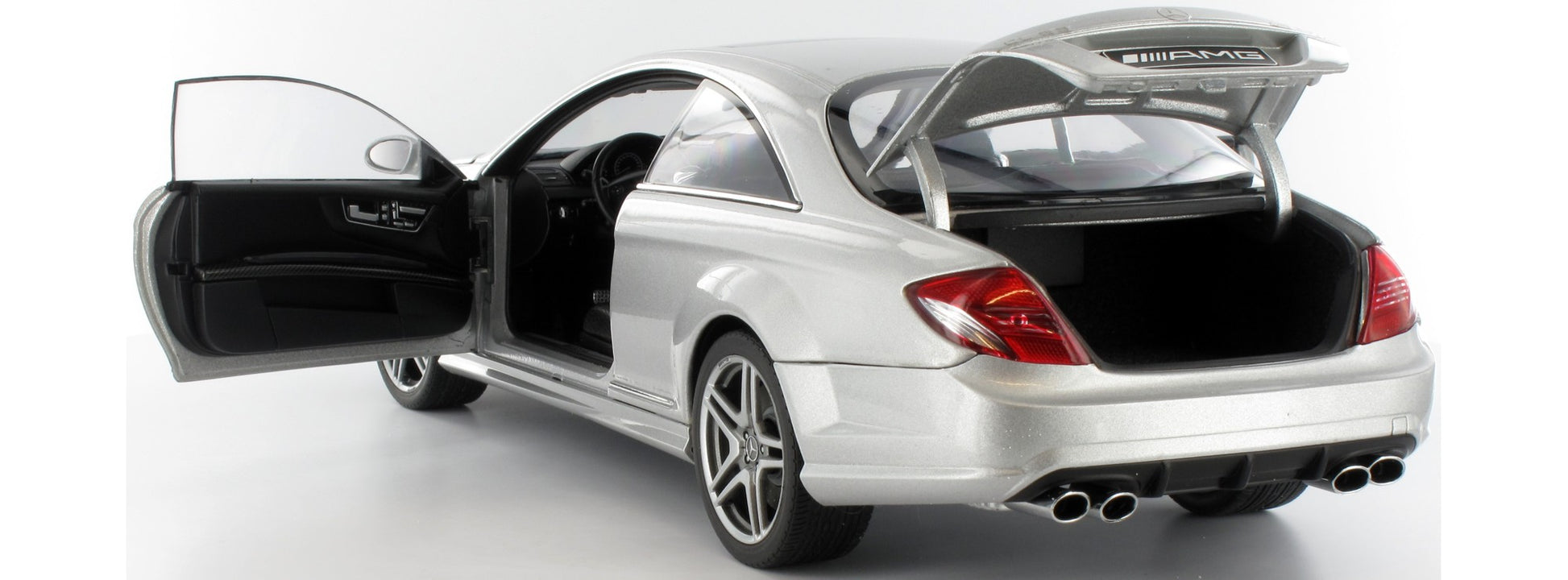 1:18 Mercedes-Benz CL63 AMG - Silver - AUTOart - 76168