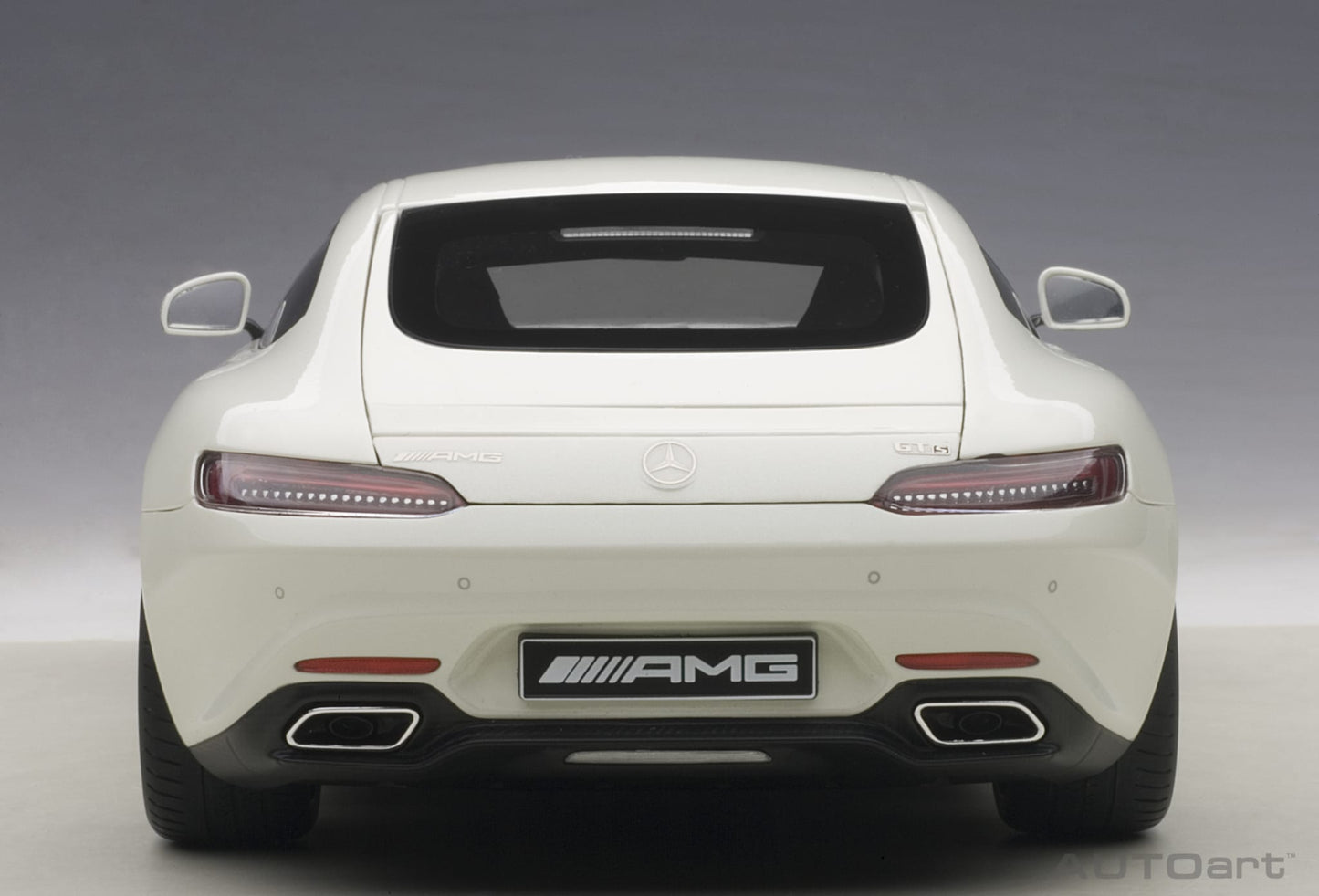 1:18 Mercedes-Benz AMG GT S - White - AUTOart - 76311