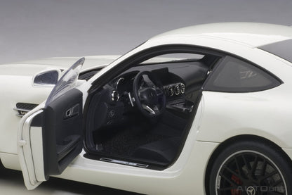 1:18 Mercedes-Benz AMG GT S - White - AUTOart - 76311