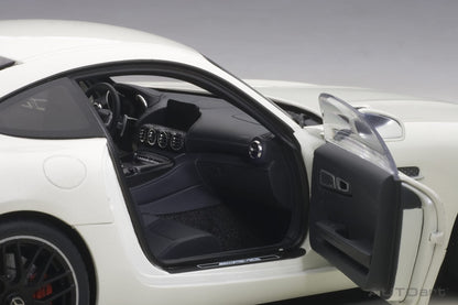 1:18 Mercedes-Benz AMG GT S - White - AUTOart - 76311