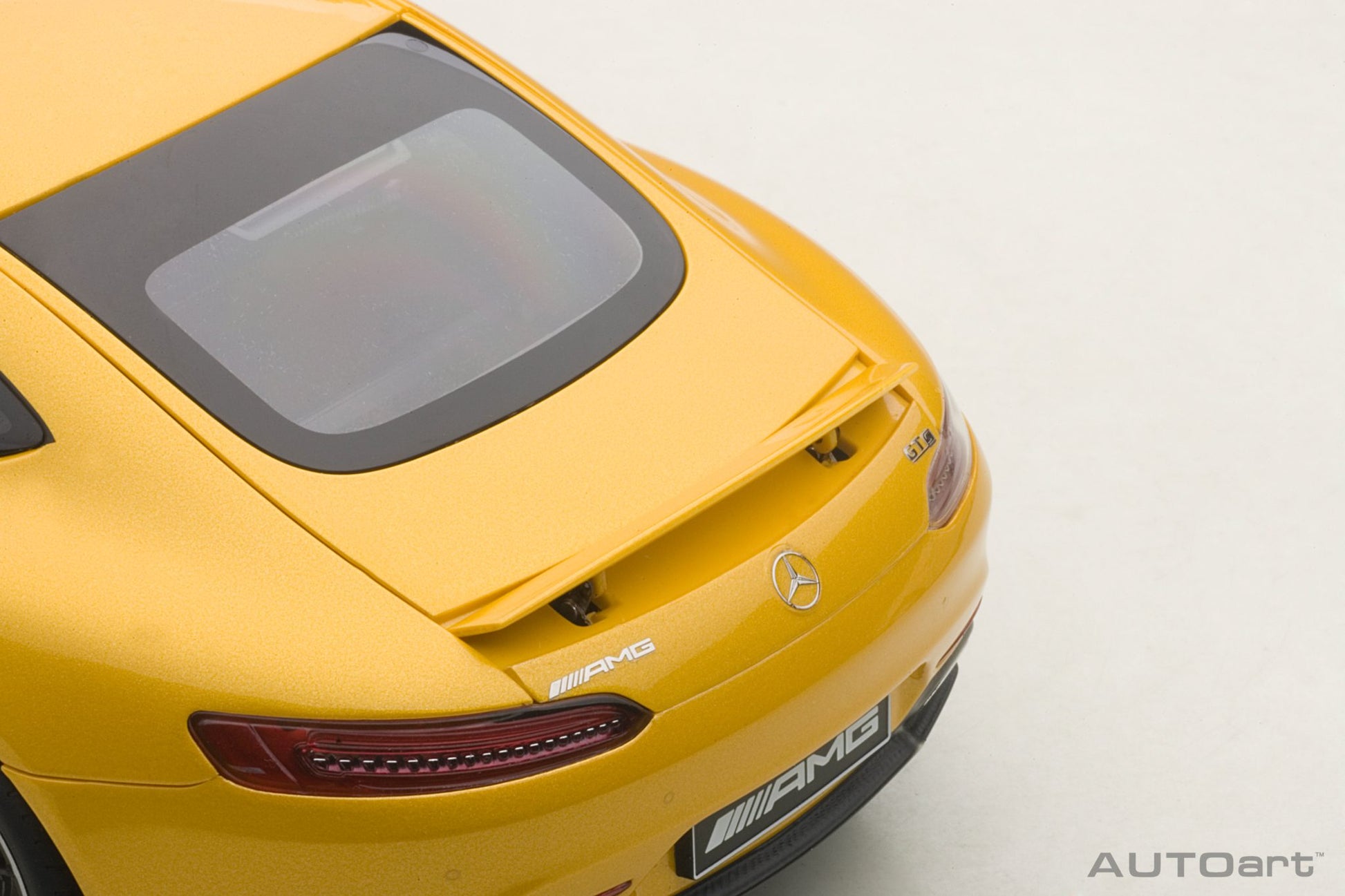 1:18 Mercedes-Benz AMG GT S - Yellow - AUTOart - 76314