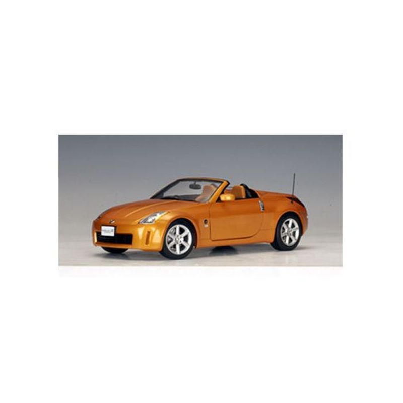 1:18 Nissan Fairlady Z Roadster (RH Drive) - Sunset Orange - AUTOart - 77377