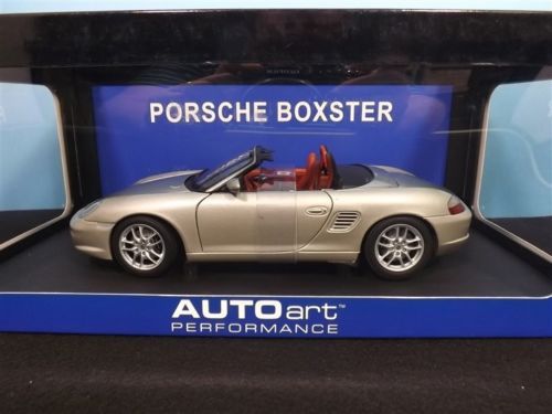 1:18 Porsche 986 Boxster Cabriolet Facelift - Arctic Silver Metallic - AUTOart - 77872