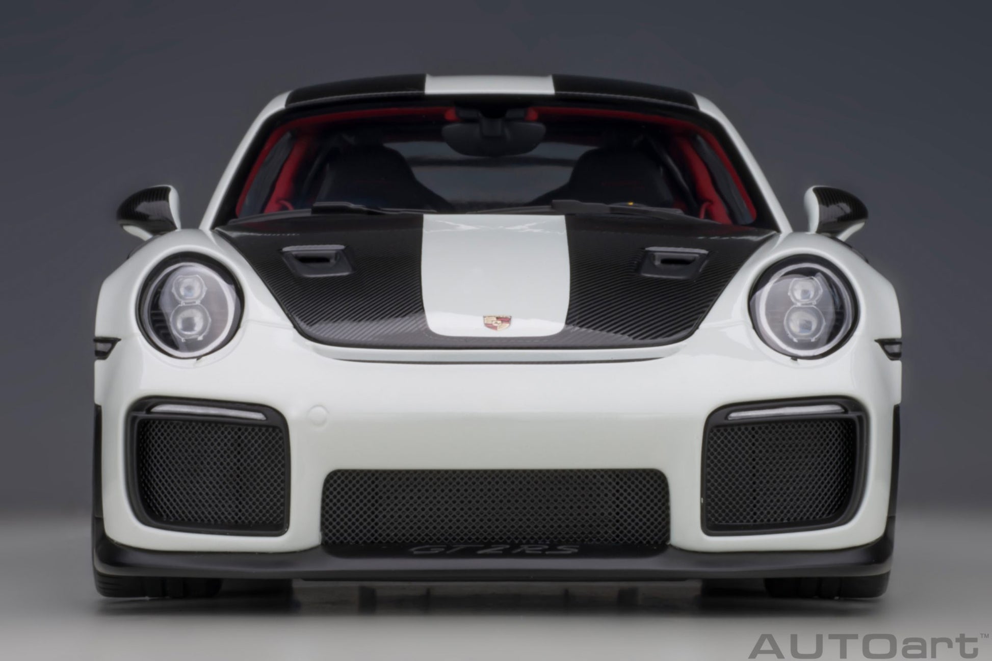 1:18 Porsche 911 (991.2) GT2 RS - Weissach Package - White - AUTOart - 78171