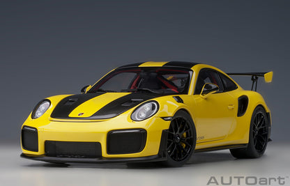 1:18 Porsche 911 (991.2) GT2 RS - Weissach Package - Racing Yellow - AUTOart - 78172