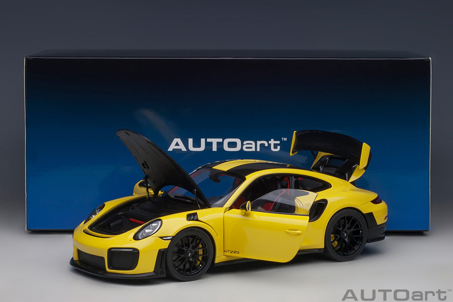 1:18 Porsche 911 (991.2) GT2 RS - Weissach Package - Racing Yellow - AUTOart - 78172