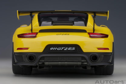 1:18 Porsche 911 (991.2) GT2 RS - Weissach Package - Racing Yellow - AUTOart - 78172