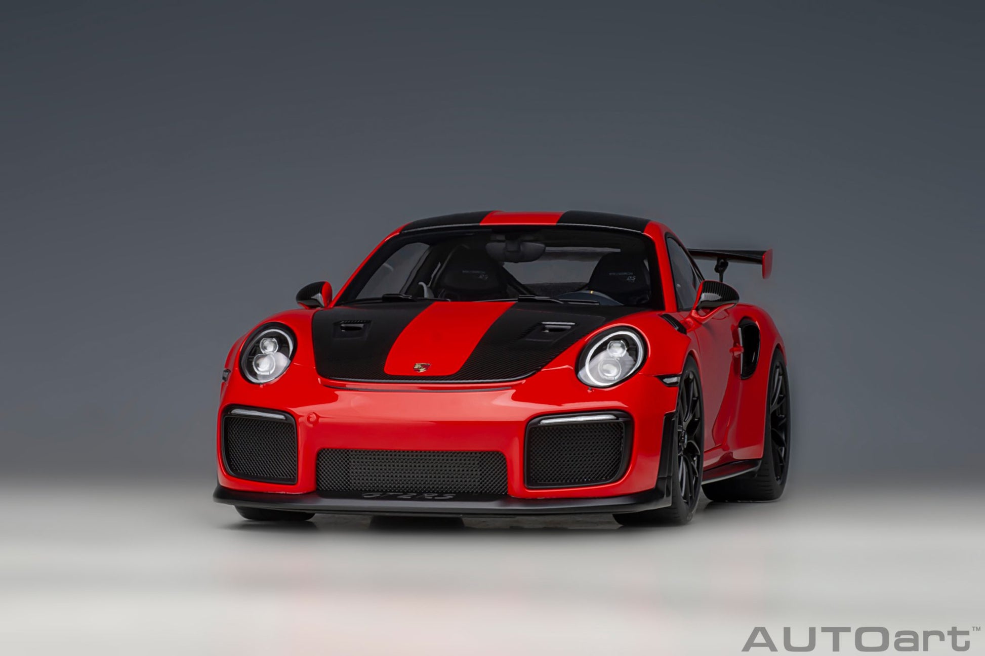 1:18 Porsche 911 (991.2) GT2 RS - Weissach Package - Guards Red - AUTOart - 78173