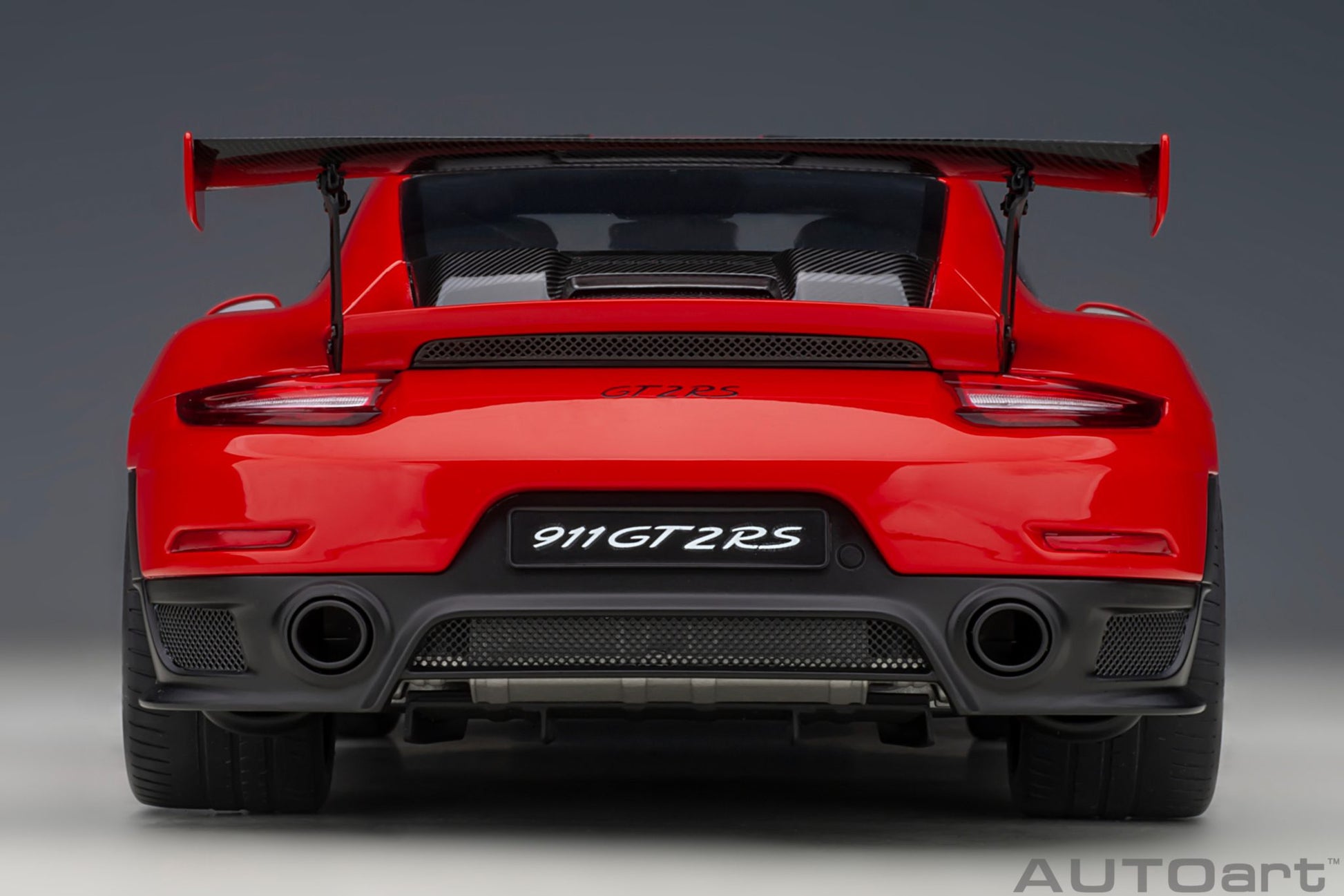 1:18 Porsche 911 (991.2) GT2 RS - Weissach Package - Guards Red - AUTOart - 78173