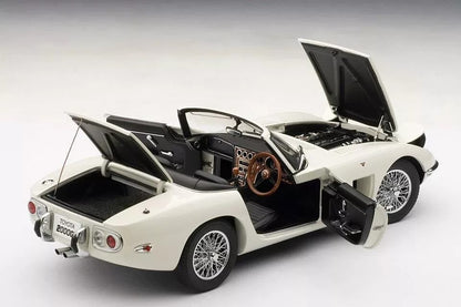 1:18 Toyota 2000GT Cabrio - James Bond Version - White - AUTOart - 78731