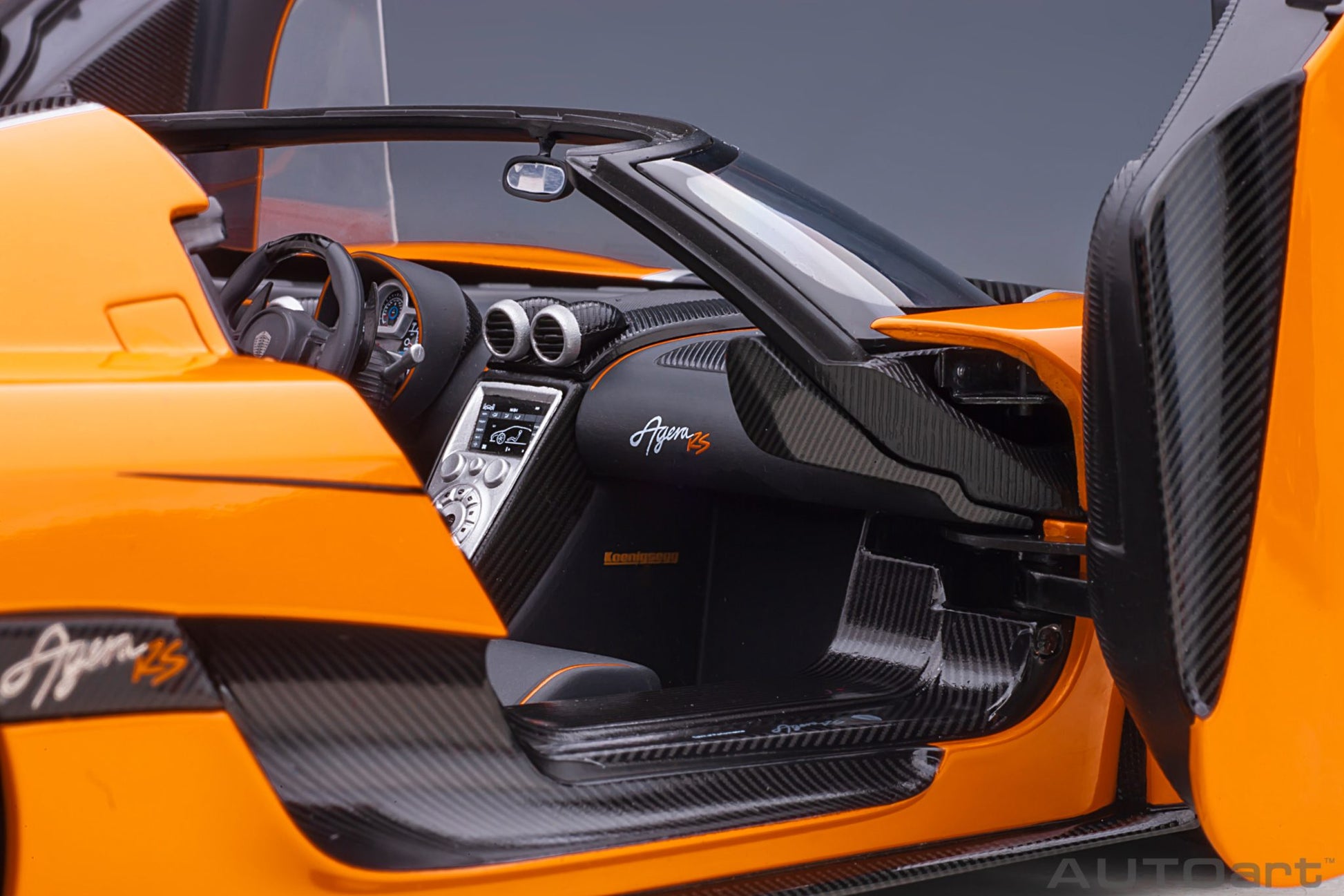 1:18 Koenigsegg Agera RS - Cone Orange w/Black Accents - AUTOart - 79023