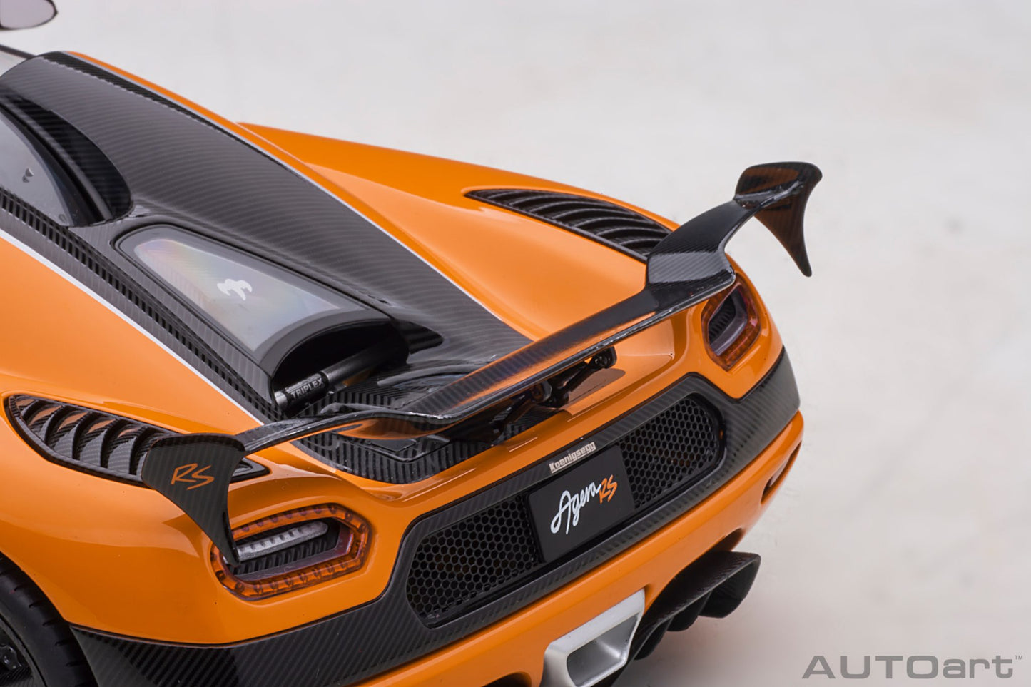 1:18 Koenigsegg Agera RS - Cone Orange w/Black Accents - AUTOart - 79023