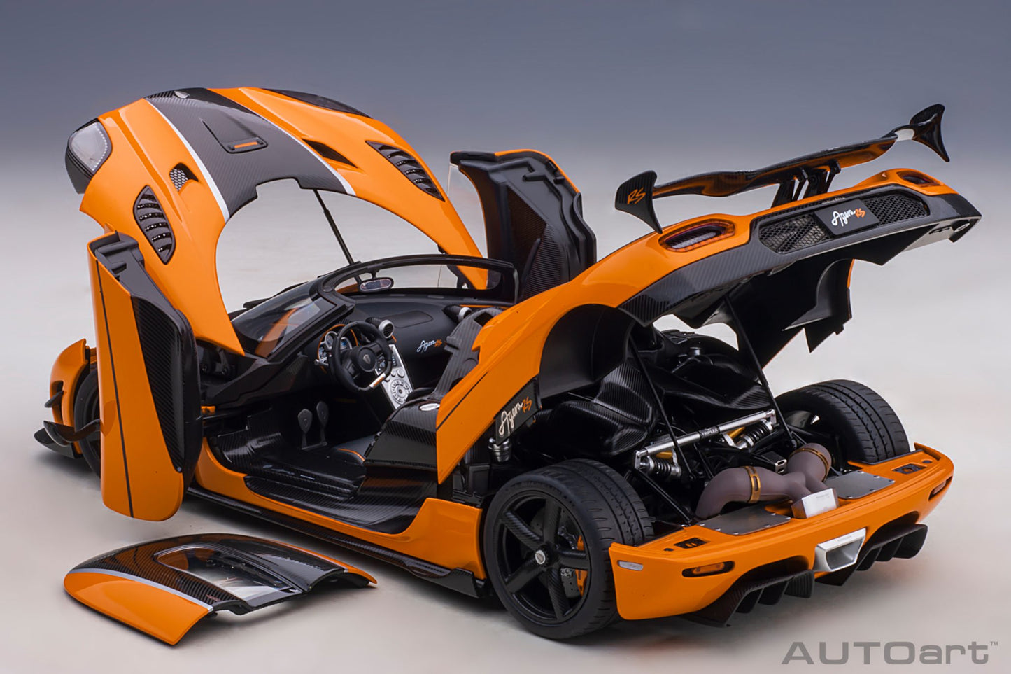 1:18 Koenigsegg Agera RS - Cone Orange w/Black Accents - AUTOart - 79023