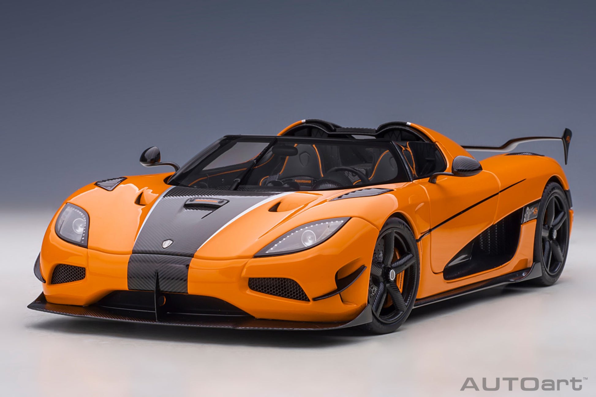 1:18 Koenigsegg Agera RS - Cone Orange w/Black Accents - AUTOart - 79023