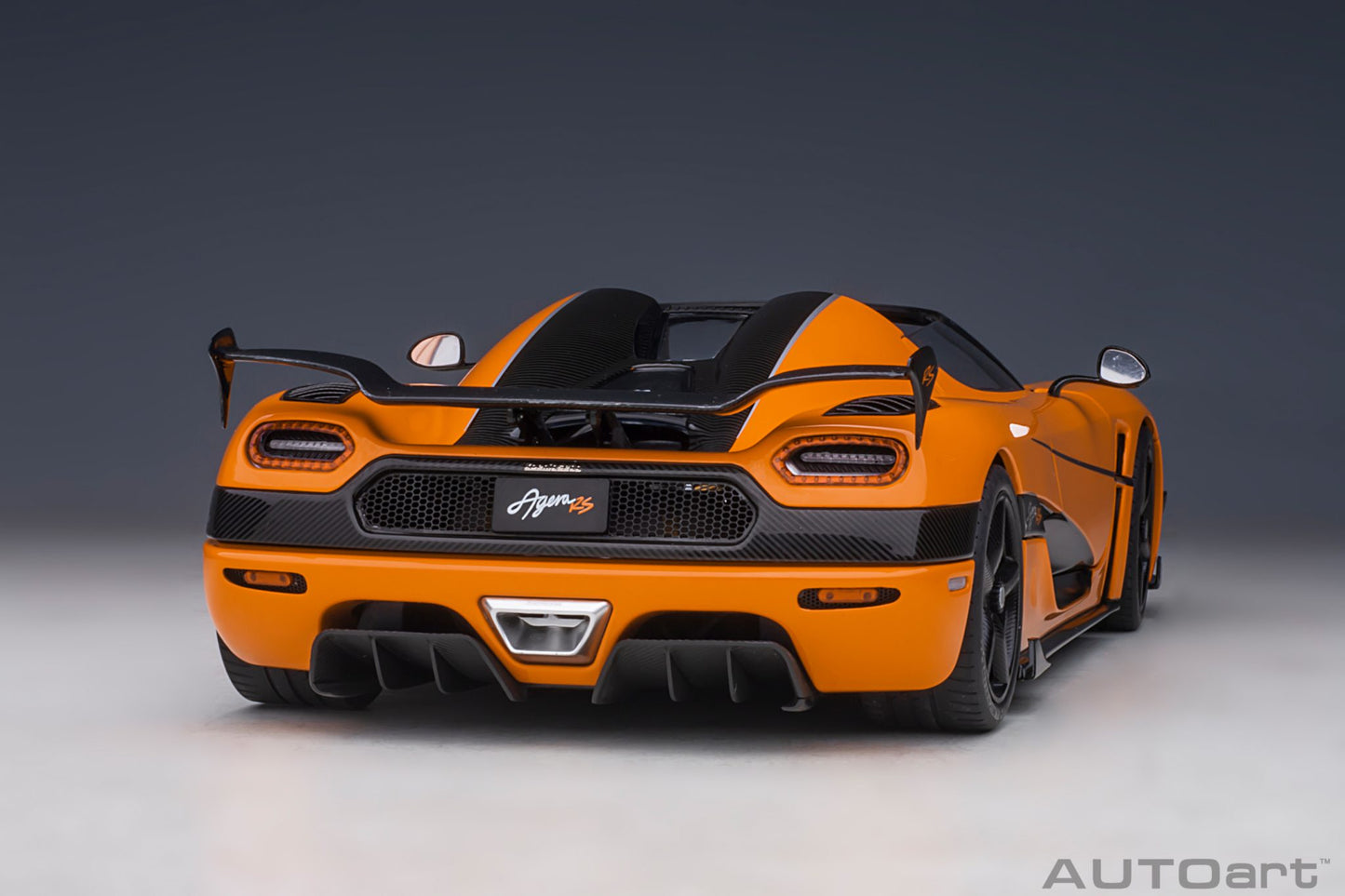 1:18 Koenigsegg Agera RS - Cone Orange w/Black Accents - AUTOart - 79023