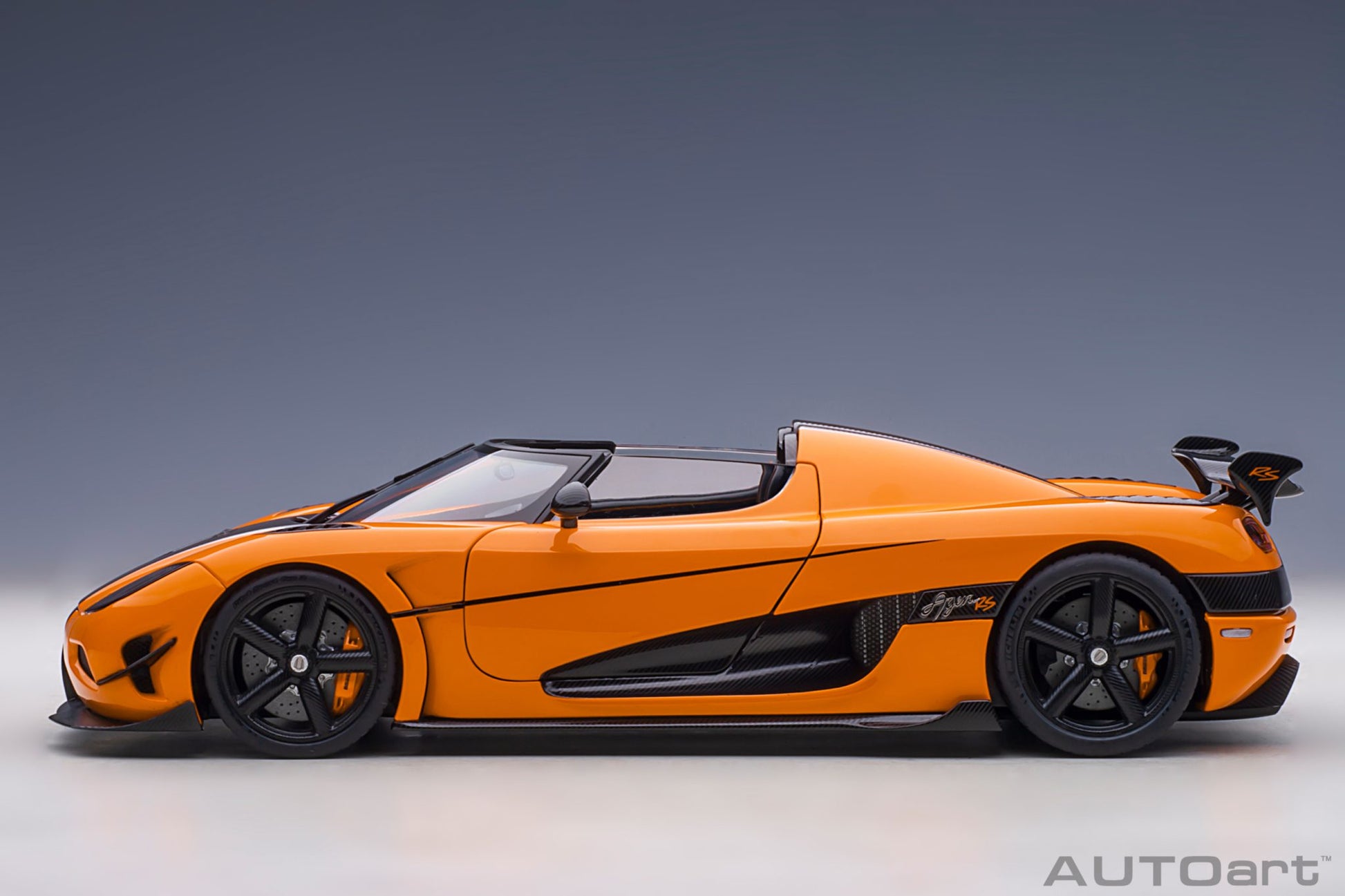 1:18 Koenigsegg Agera RS - Cone Orange w/Black Accents - AUTOart - 79023