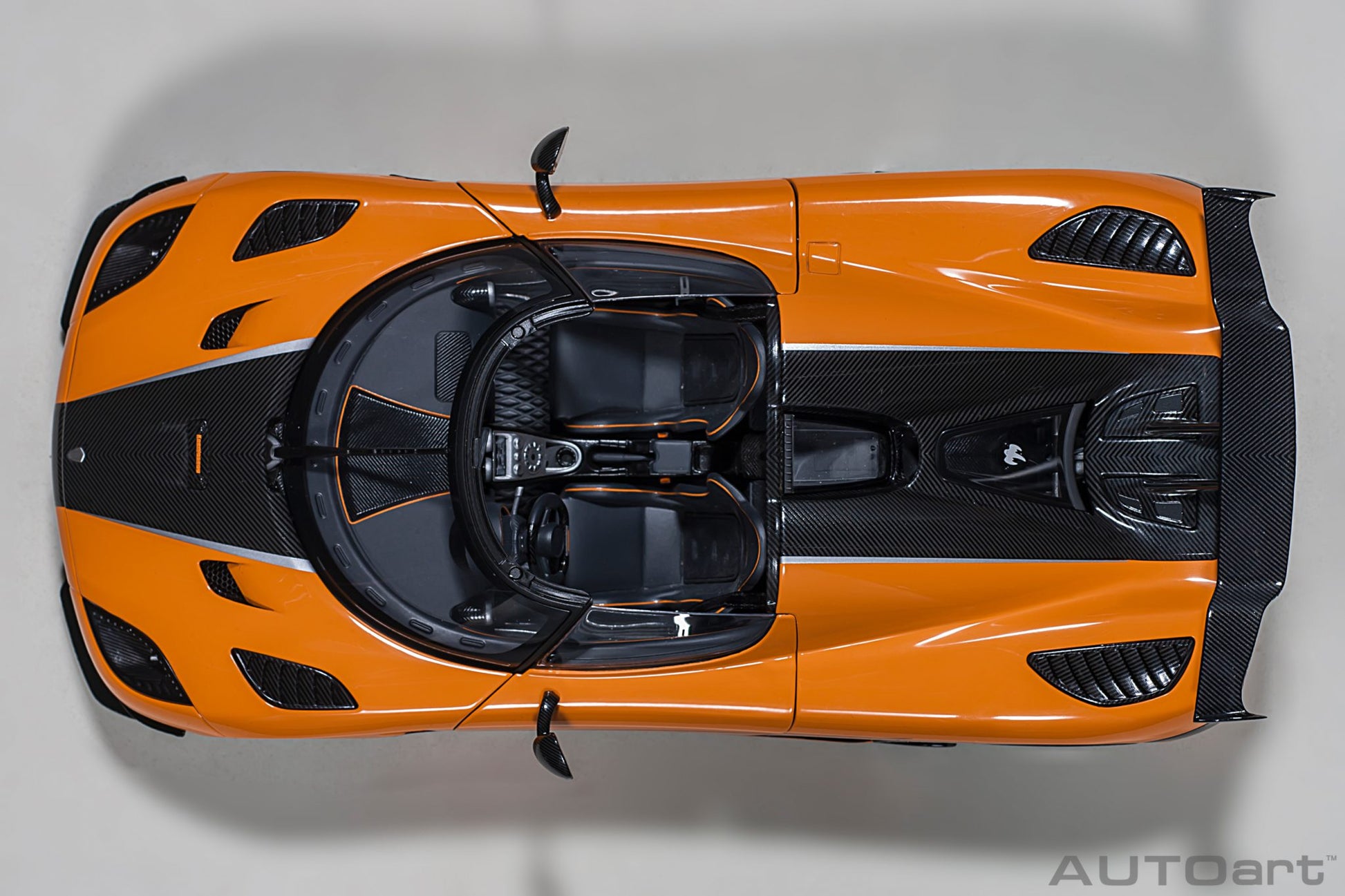 1:18 Koenigsegg Agera RS - Cone Orange w/Black Accents - AUTOart - 79023