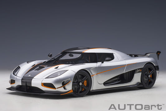 1:18 Koenigsegg Agera RS - Moon Silver w/Black Accents - AUTOart - 79024