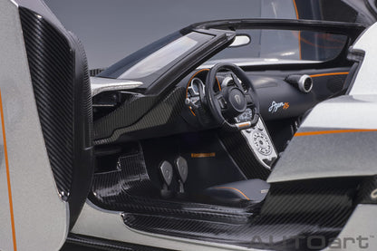 1:18 Koenigsegg Agera RS - Moon Silver w/Black Accents - AUTOart - 79024