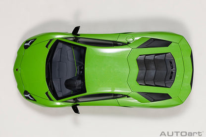 1:18 Lamborghini Aventador S - Verde Mantis/Pearl Green - AUTOart - 79133