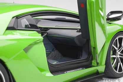 1:18 Lamborghini Aventador S - Verde Mantis/Pearl Green - AUTOart - 79133