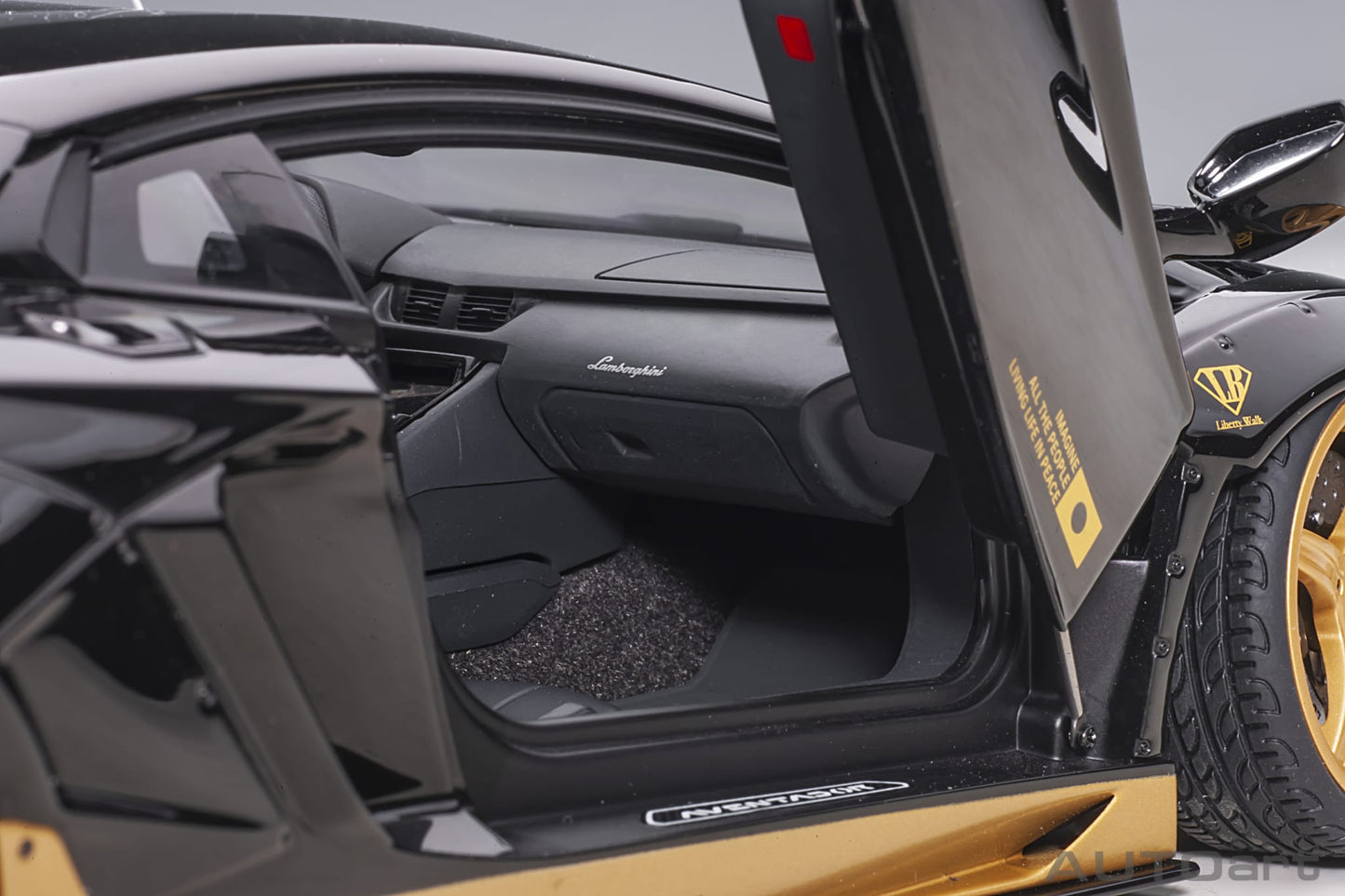 1:18 Lamborghini Aventador - Liberty Walk LB-Works Limited Edition - Gloss Black /Gold Accents - AUTOart - 79184