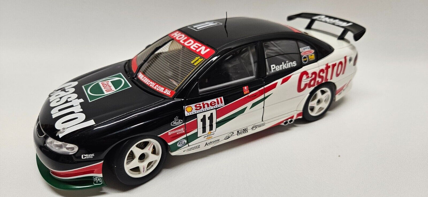 1:18 Holden VT Commodore #11 - 2000 - Supercars Championship - Castrol Racing - Larry Perkins - AUTOart - 80065