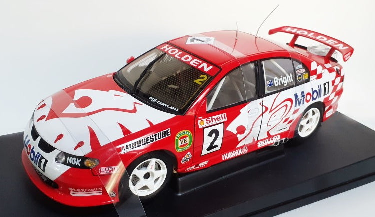 1:18 Holden VX Commodore #2 - 2001 - Supercars Championship - Holden Racing Team - Jason Bright - AUTOart - 80162