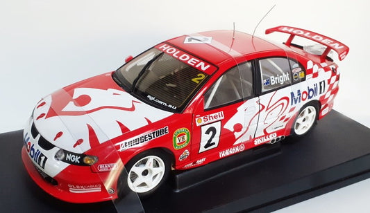1:18 Holden VX Commodore #2 - 2001 - Supercars Championship - Holden Racing Team - Jason Bright - AUTOart - 80162