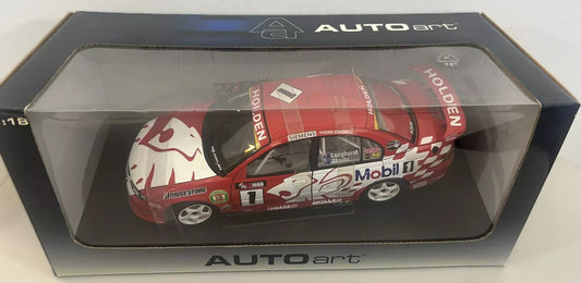 1:18 Holden VX Commodore #1 - 2001 - Bathurst Winner - Holden Racing Team - Mark Skaife - AUTOart - 80169