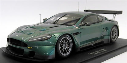 1:18 Aston Martin DBR9 Plain Body Version - 2005 - LeMans - Green - AUTOart - 80503