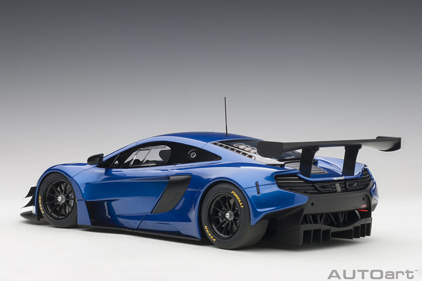 1:18 McLaren 650S GT3 - Blue /Black Accents - AUTOart - 81641