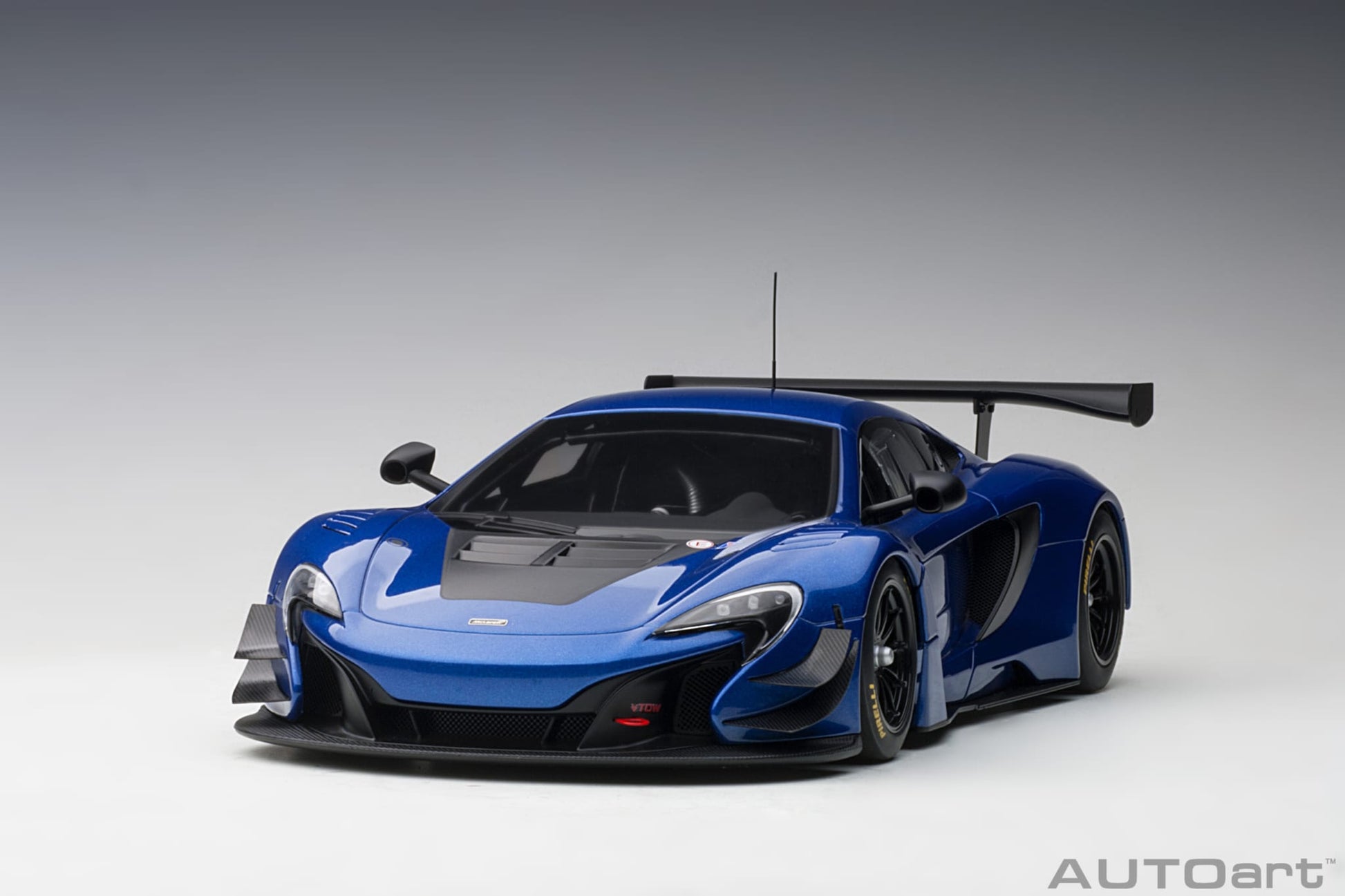 1:18 McLaren 650S GT3 - Blue /Black Accents - AUTOart - 81641