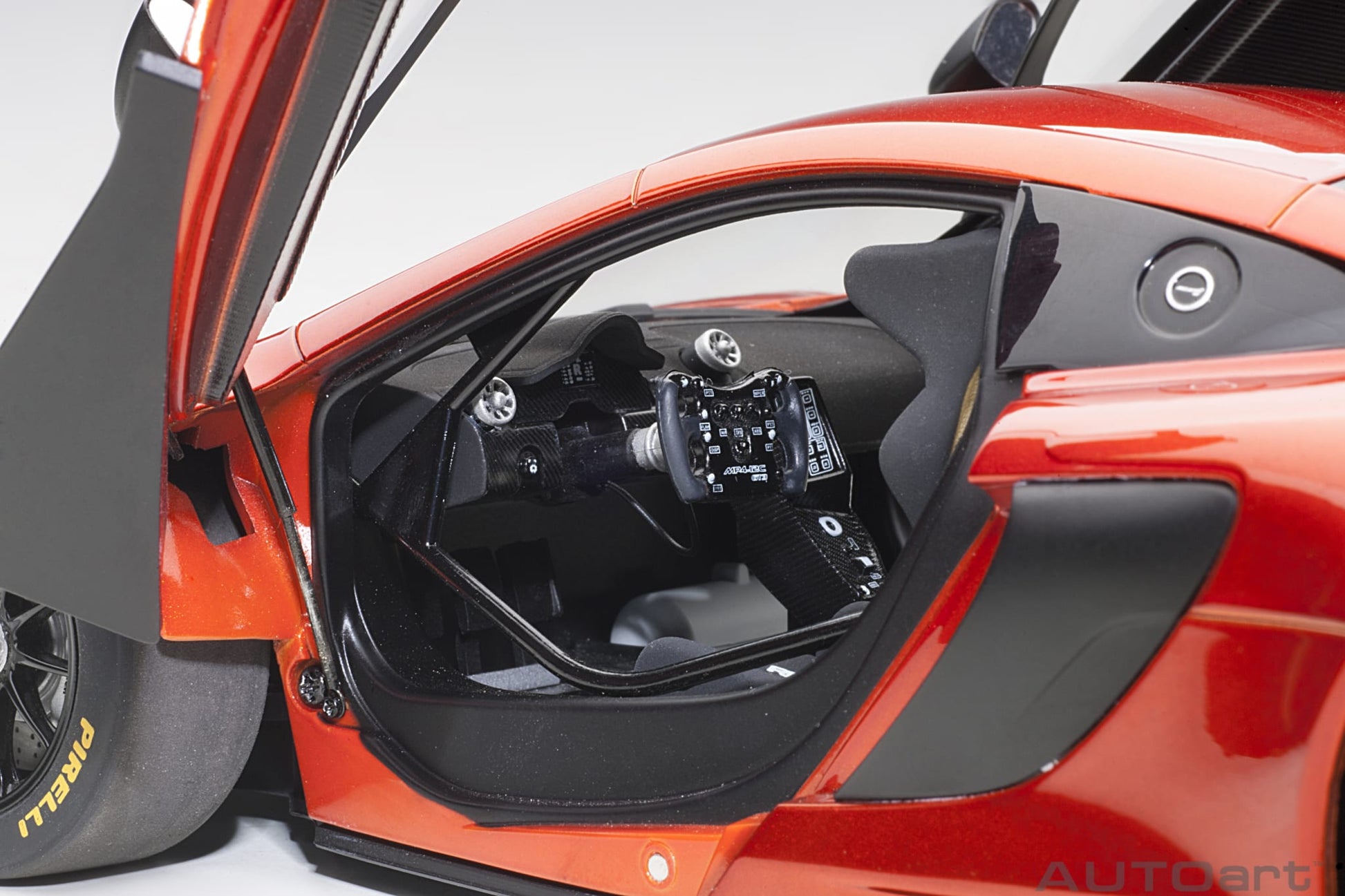 1:18 McLaren 650S GT3 - Volcano Orange /Black Accents - AUTOart - 81642